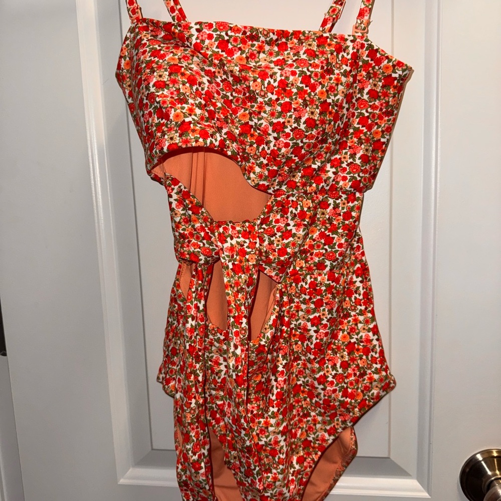 Aerie Floral Cutout One Piece Swimsuit - Red and White